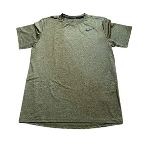Nike Dri Fit men’s t- shirt - size L